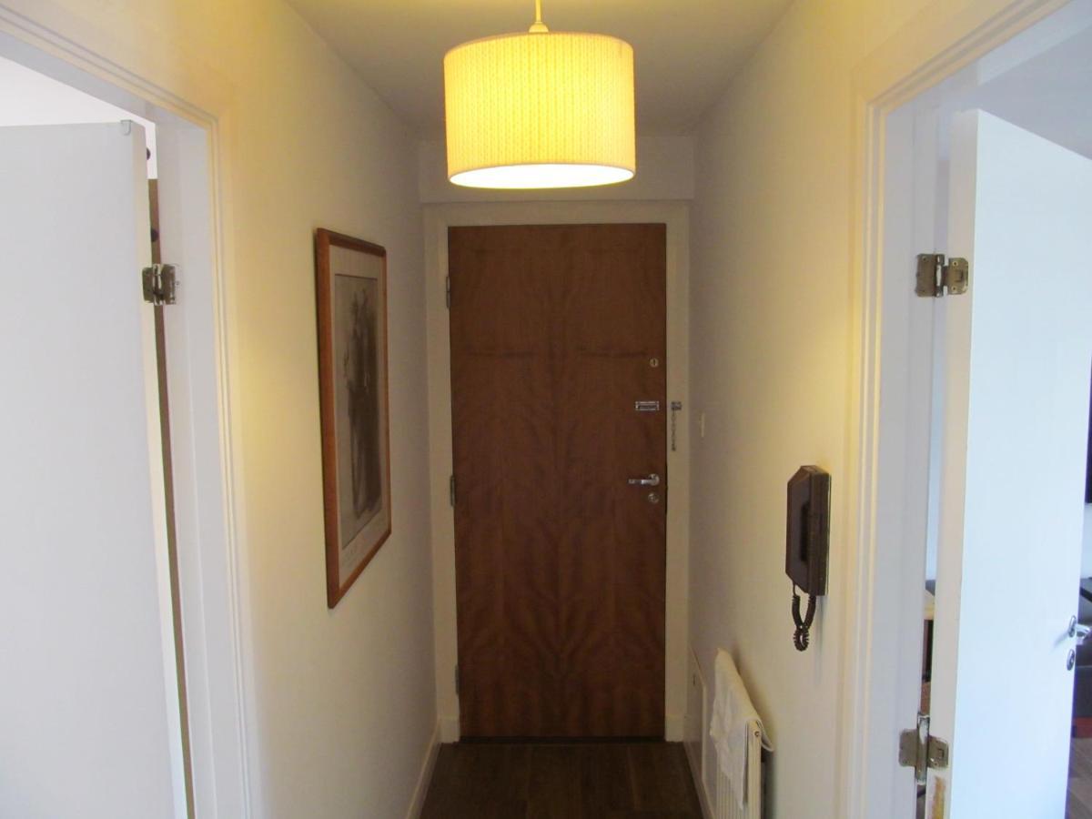 The Granite City - Modern City Centre Apartment Aberdeen Esterno foto