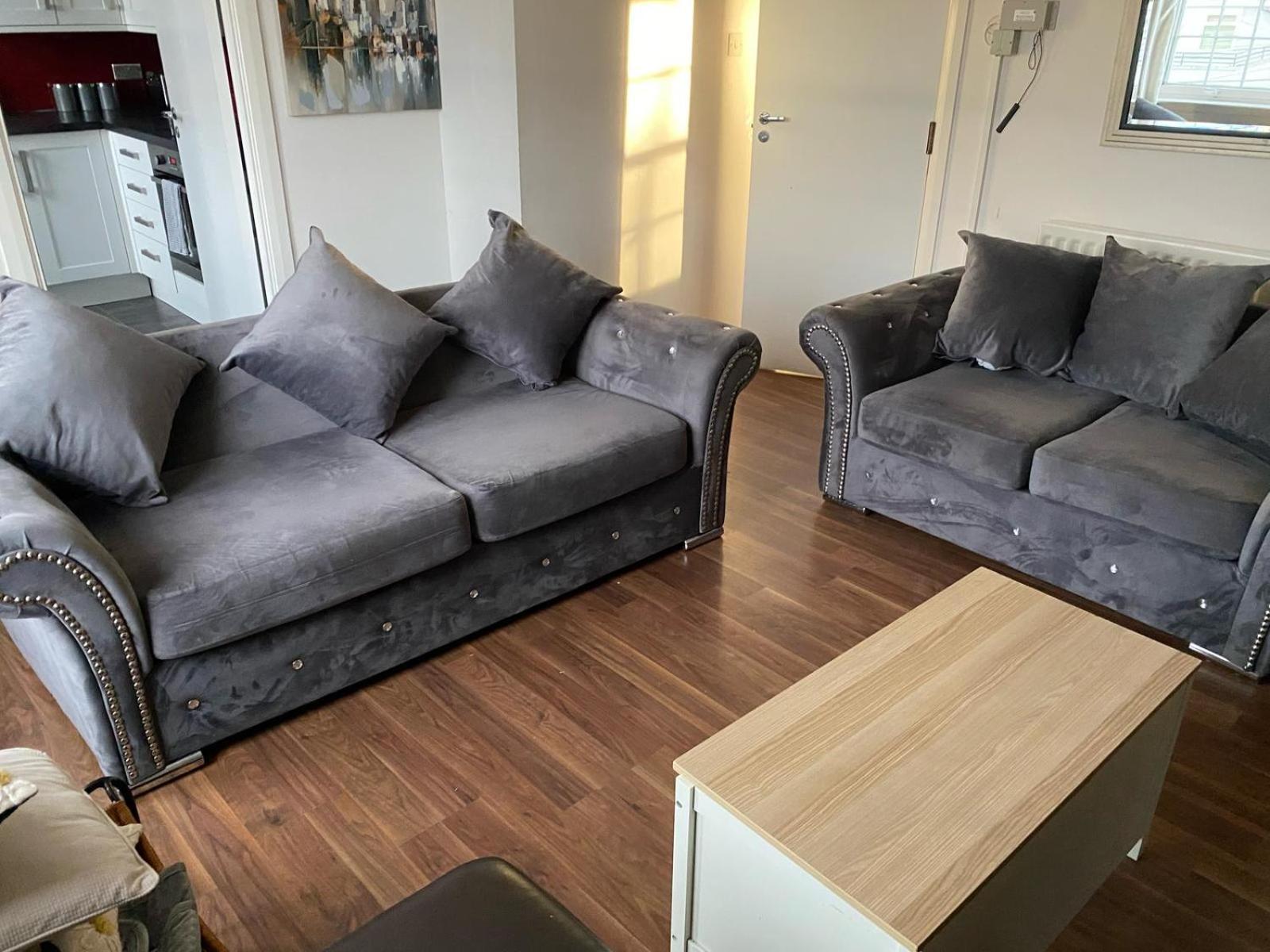 The Granite City - Modern City Centre Apartment Aberdeen Esterno foto